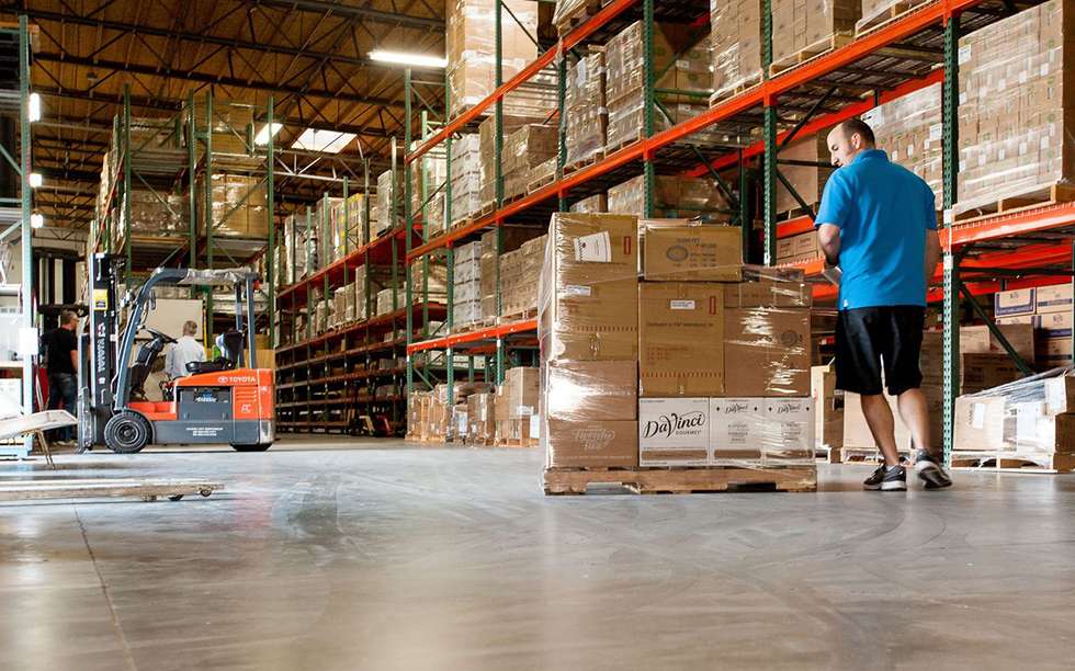 What is Supply Chain Management? Key Principles + Best Practices