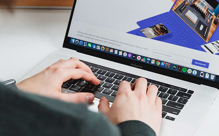 The evolution of supply chain technology is enhancing logistics.